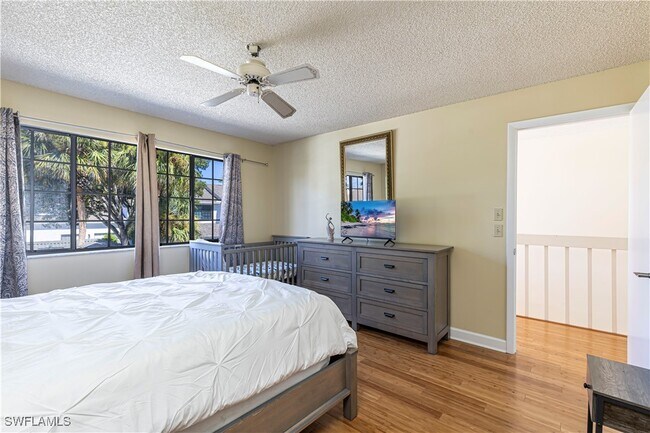 Building Photo - 870 Meadowland Dr
