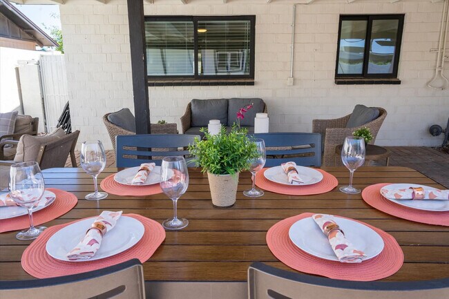 Building Photo - 4920 N 85th St