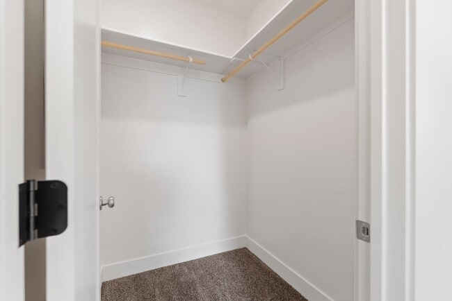 Building Photo - "Discover Comfort & Style: Spacious 3-Bed,...