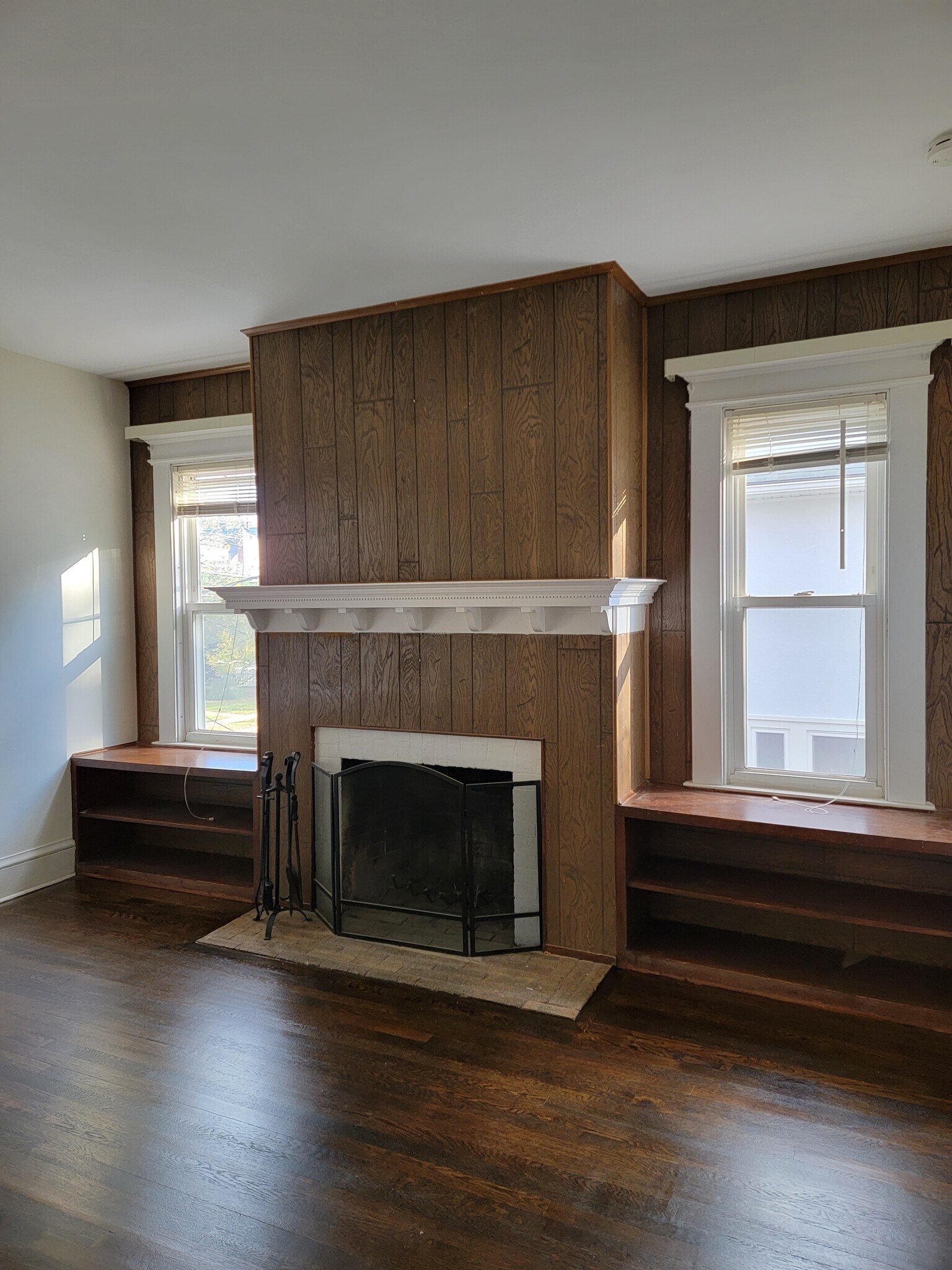 Fireplace - 27 Walkley Rd