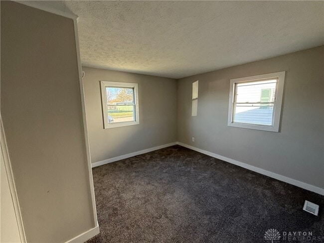 Building Photo - 612 Kirkwood Dr