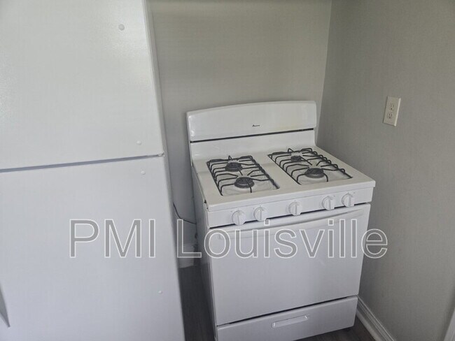 Building Photo - 1714 Bicknell Ave