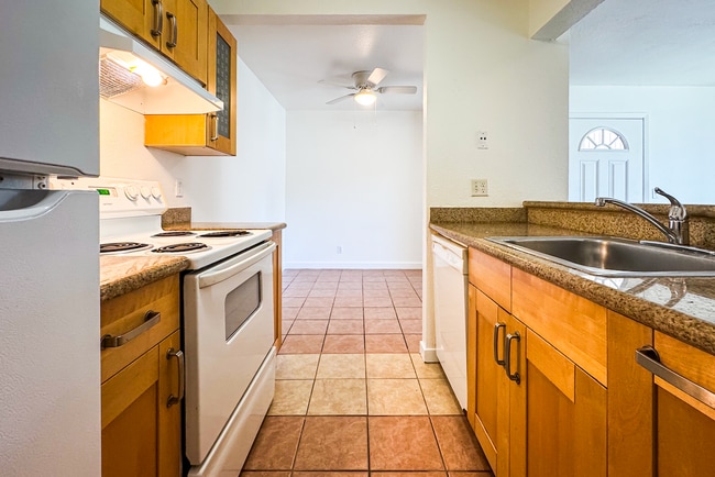 Building Photo - 4022 Abbey Terrace