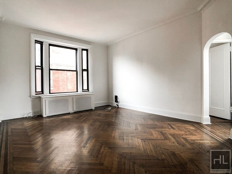 Building Photo - WEST 72 STREET