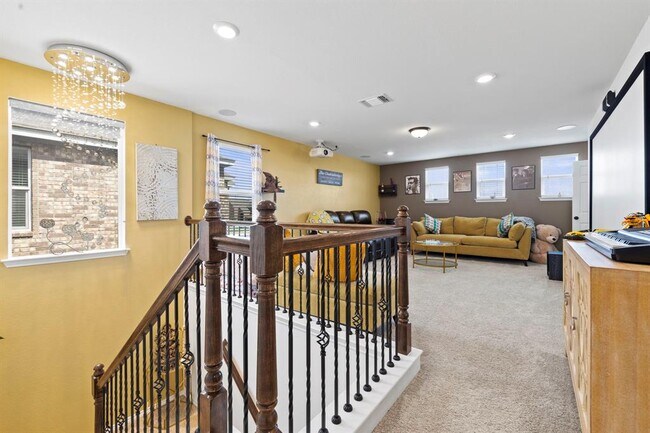 Building Photo - 1601 Sonny Dr