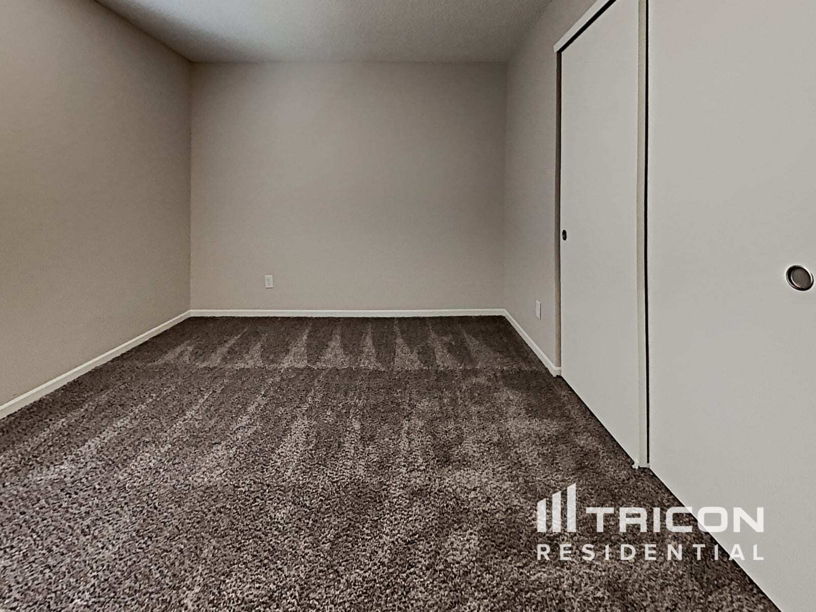 Building Photo - 3402 Carica Dr