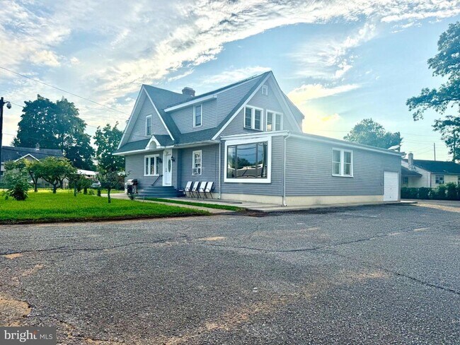 Building Photo - 4517 US-130