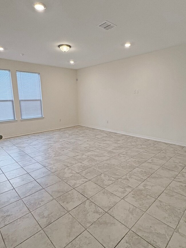 Building Photo - Contemporary Living in Seguin – Over 2,400...