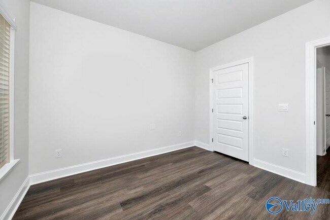 Building Photo - 23354 Worcester Ln