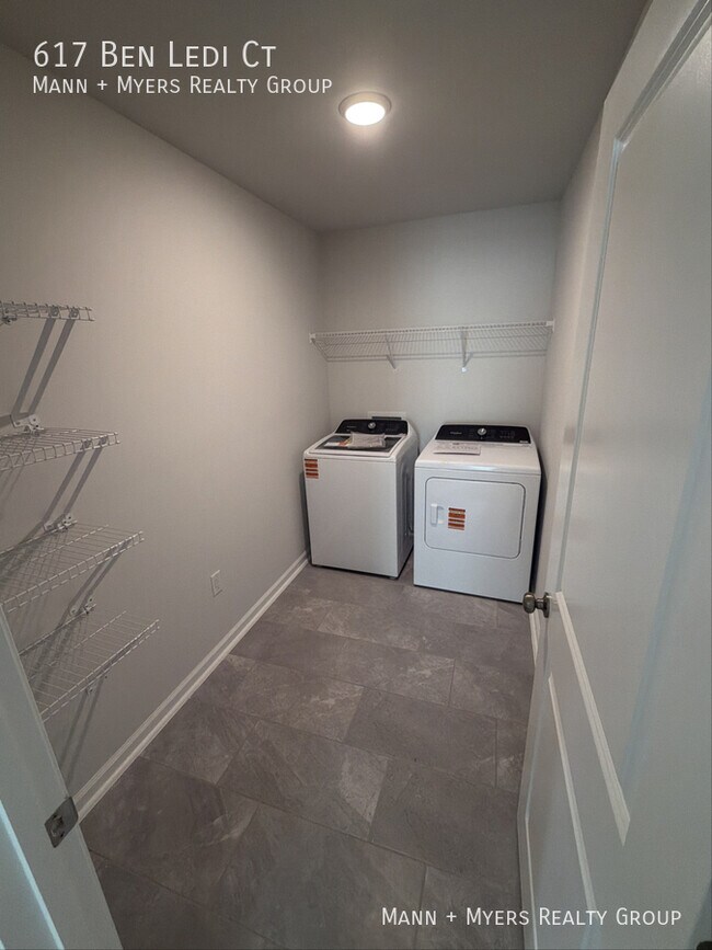 Building Photo - 617 Ben Ledi Ct