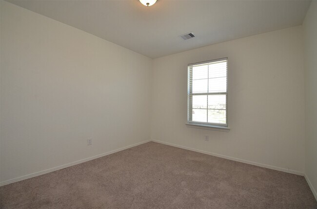 Building Photo - 5602 Tabula Rasa Dr
