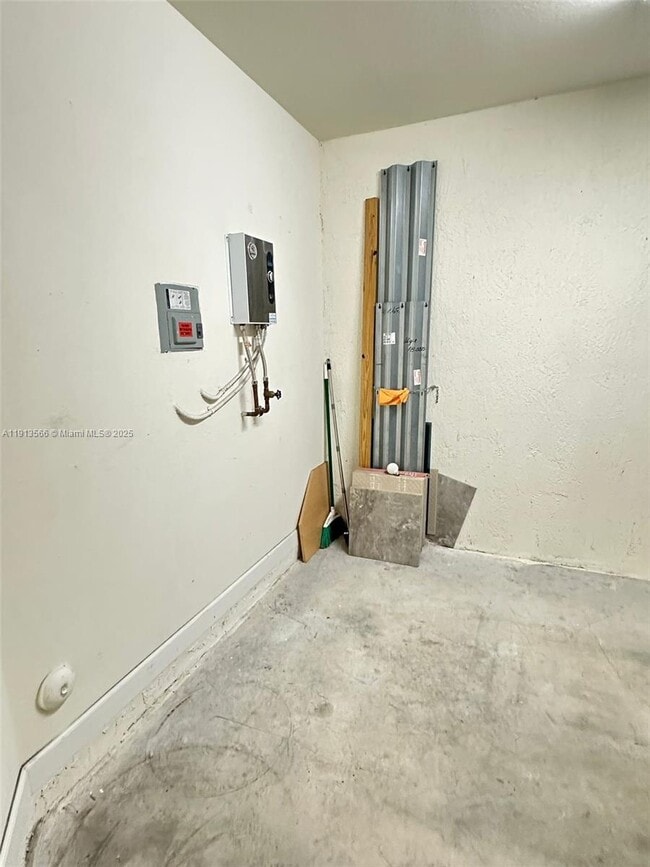 Building Photo - 25301 SW 114th Ct