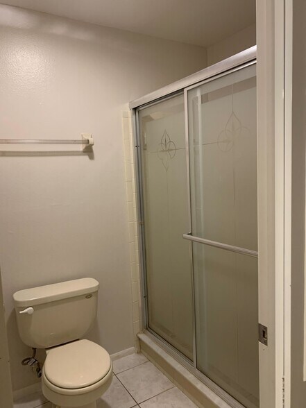 Master Bathroom Shower - 566 Capistrano Ct