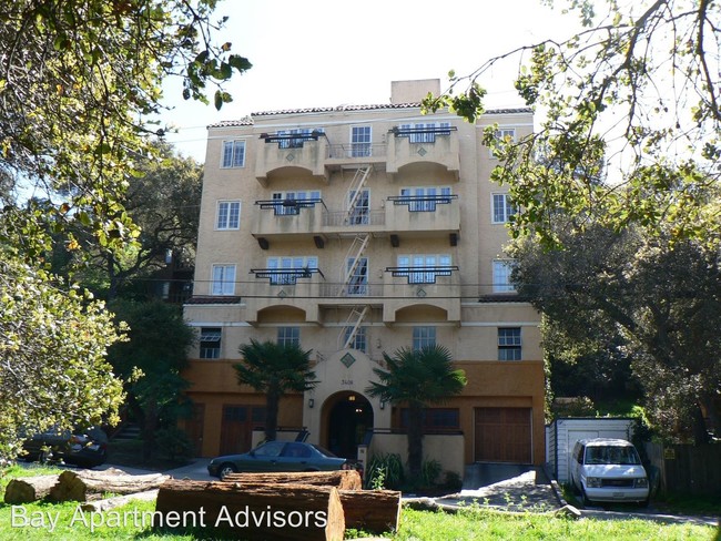 Primary Photo - 3408 Richmond Blvd