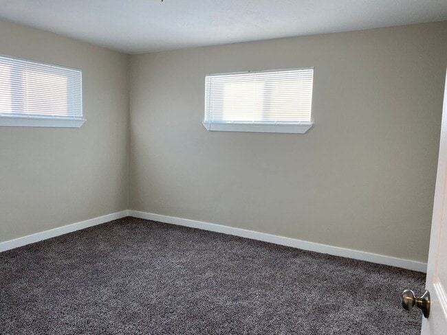 Building Photo - Completely Remodeled 4 Bed Home