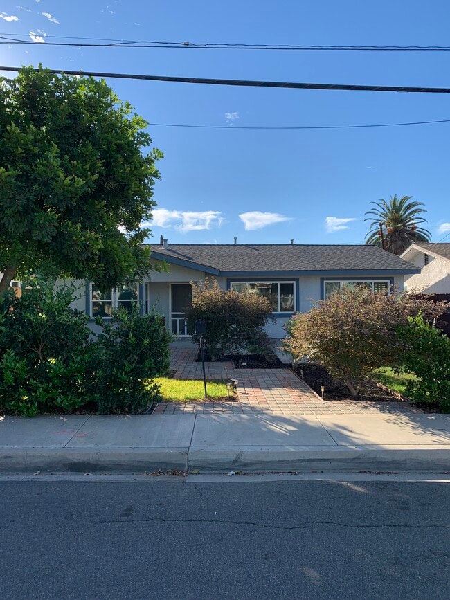 Primary Photo - 309 E 9th Ave