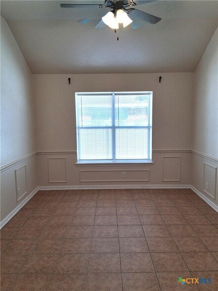 Building Photo - 3107 Lavender Ln