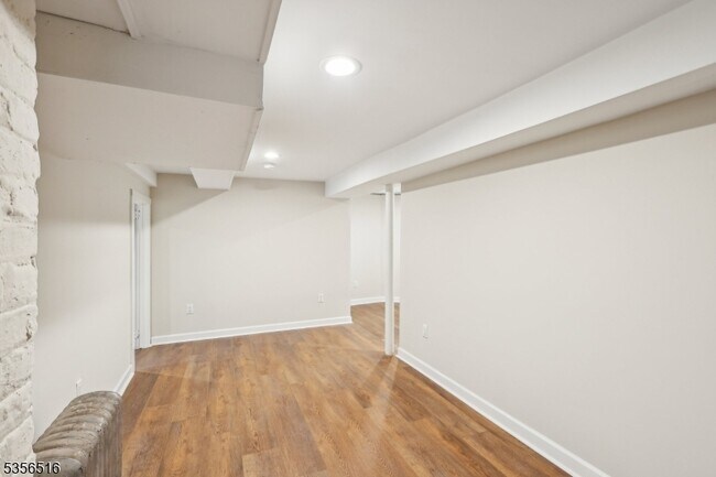 Building Photo - 120 Midland Ave