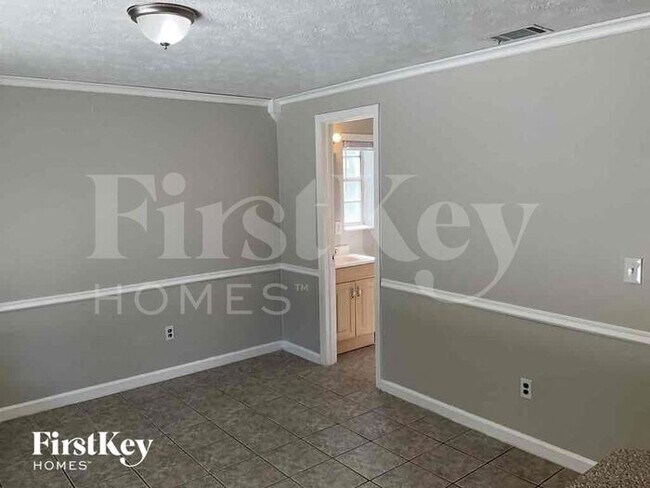 Building Photo - 4077 Huntington Forest Blvd