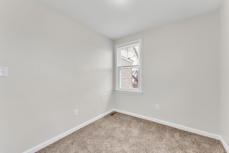 Building Photo - 332 Morris St