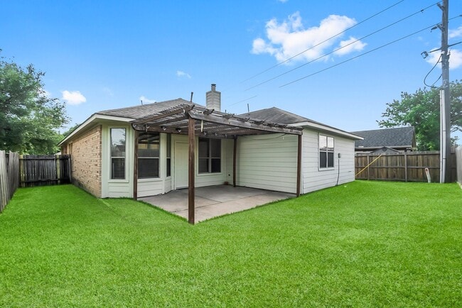 Building Photo - 19311 Twin Buttes Dr