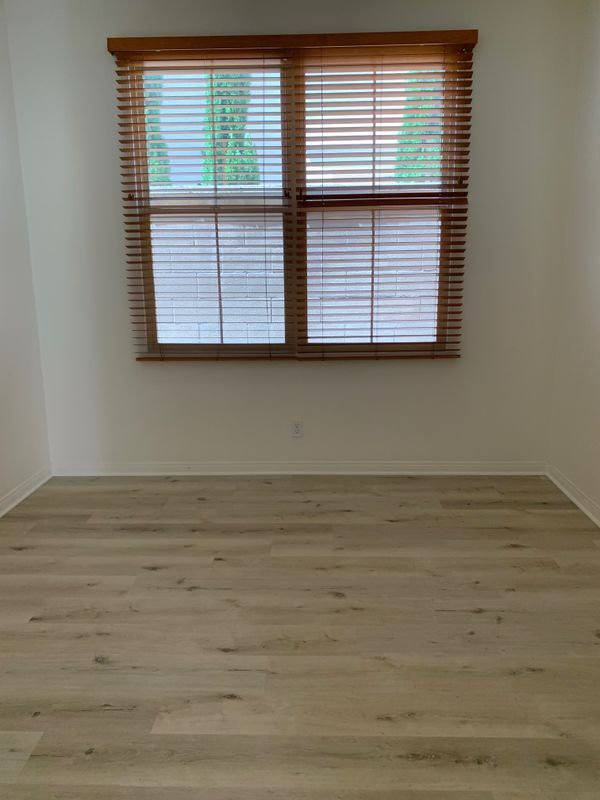 Building Photo - 113 Windham