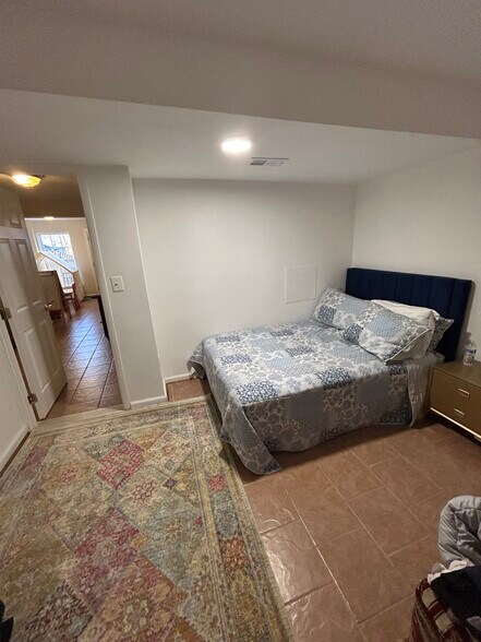 Building Photo - 2570 Sylvan Moor Ln