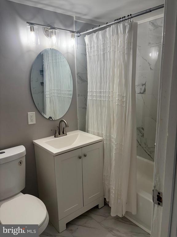 Building Photo - 9276 Adelphi Rd