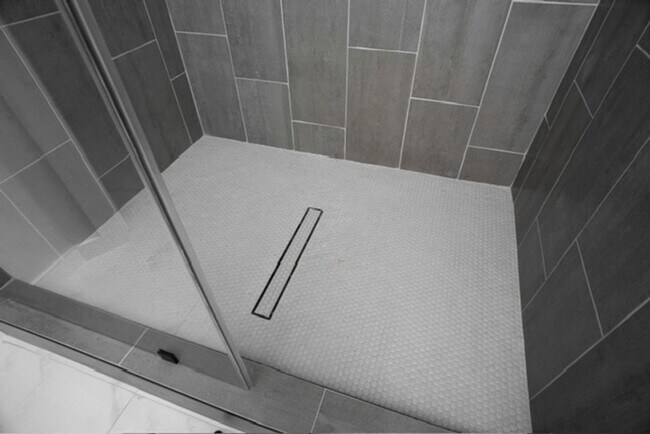 Building Photo - Spacious 4BR House in Mission