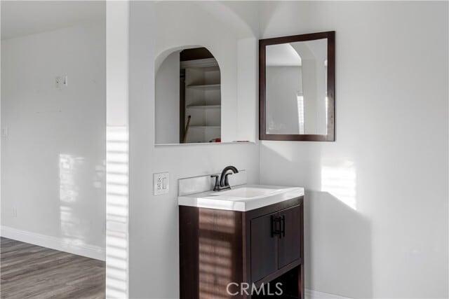 Building Photo - 10164 Elkwood St