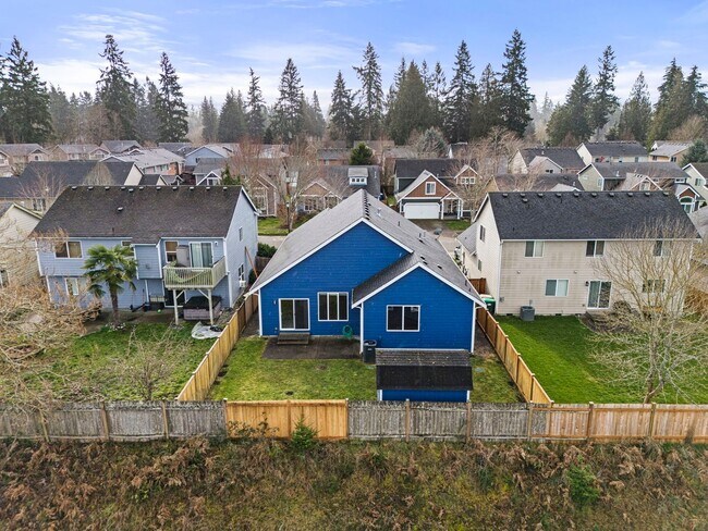 Building Photo - Vaulted Ceilings, A/C & Fully Fenced Yard – Beautiful 3-Bedroom Olympia Home!