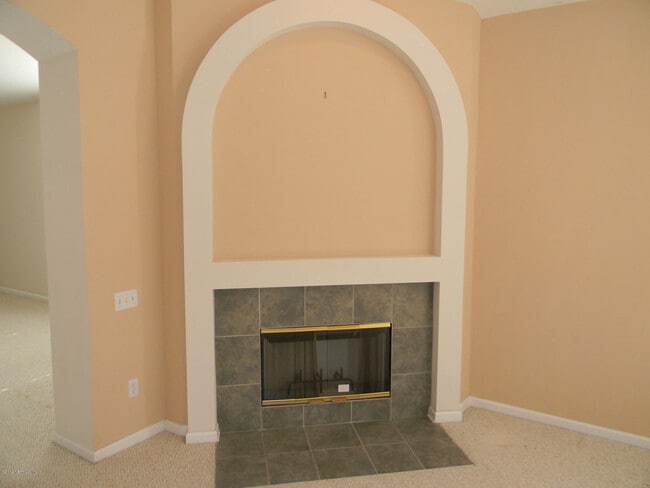 Building Photo - 10599 Roundwood Glen Ct