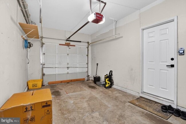 Building Photo - 11433 Heritage Oak Ct