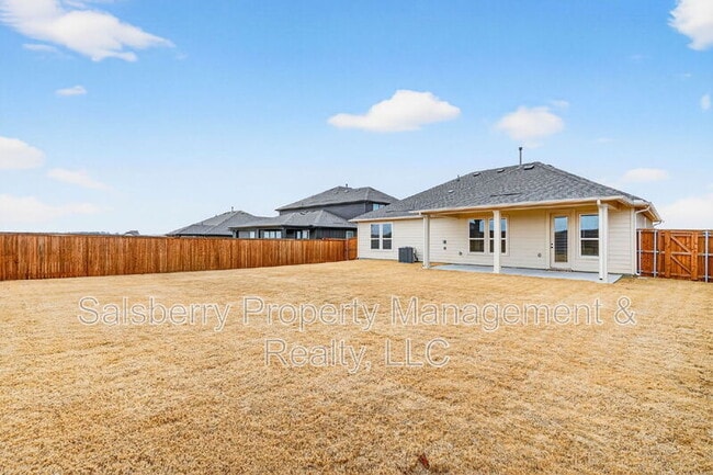 Building Photo - 125 Gallegos Dr