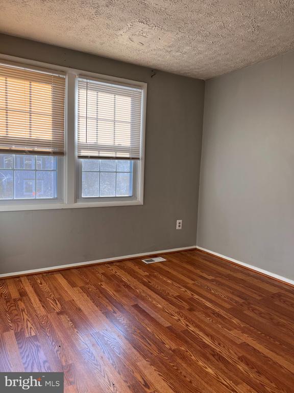 Building Photo - 8104 Willowdale Ct