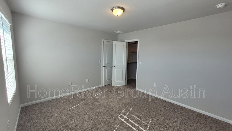 Building Photo - 200 Doc Johns Dr