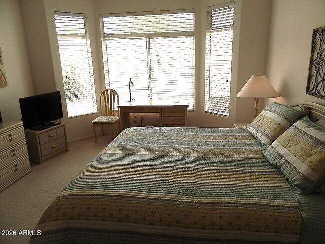 Building Photo - 22520 N Vía De La Caballa