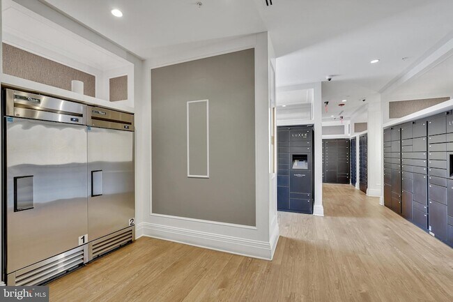 Building Photo - 3401 38th St NW