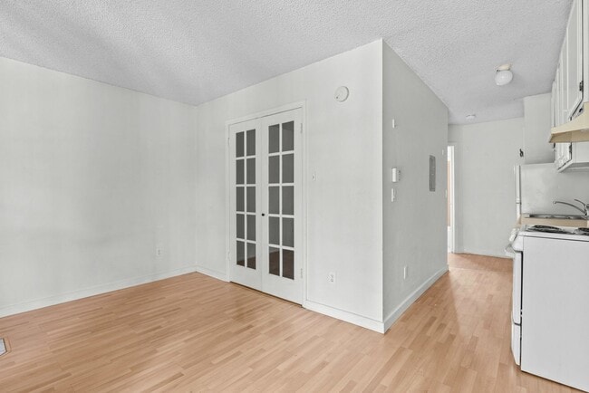 Building Photo - 1934 18th St