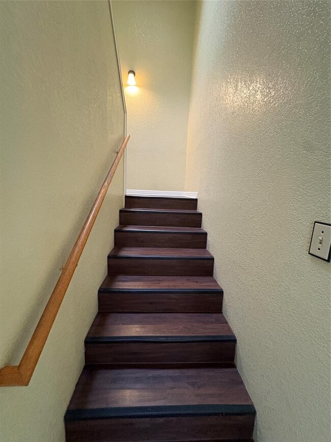 Building Photo - 2309 Pena Cove