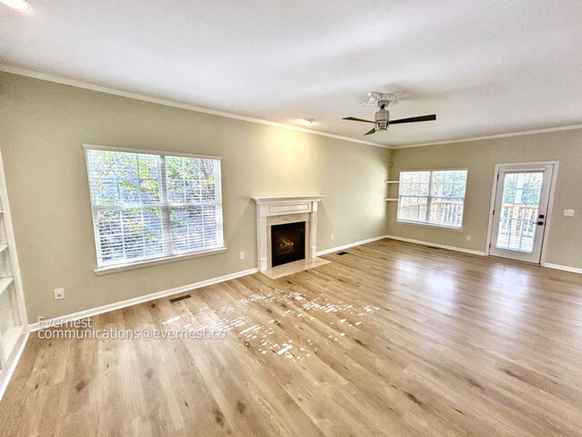 Building Photo - 5128 Bay Overlook Dr