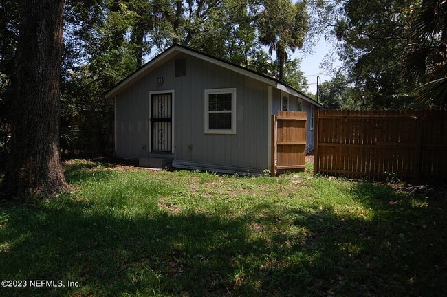 Building Photo - 2125 Morehouse Rd