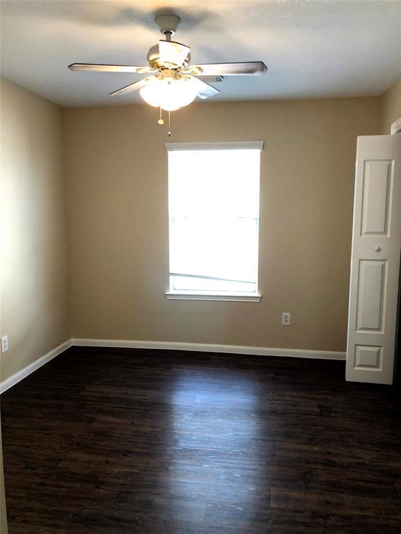 Building Photo - 9311 Eaglewood Spring Dr