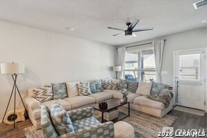 Building Photo - 2409 Ayers Dr