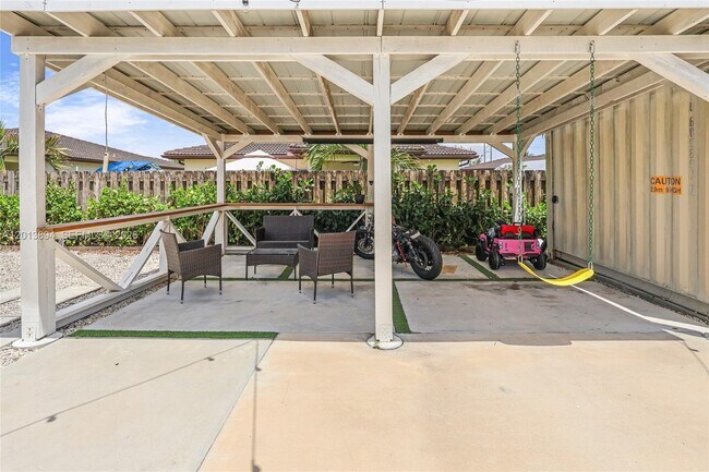 Building Photo - 13063 SW 256th St