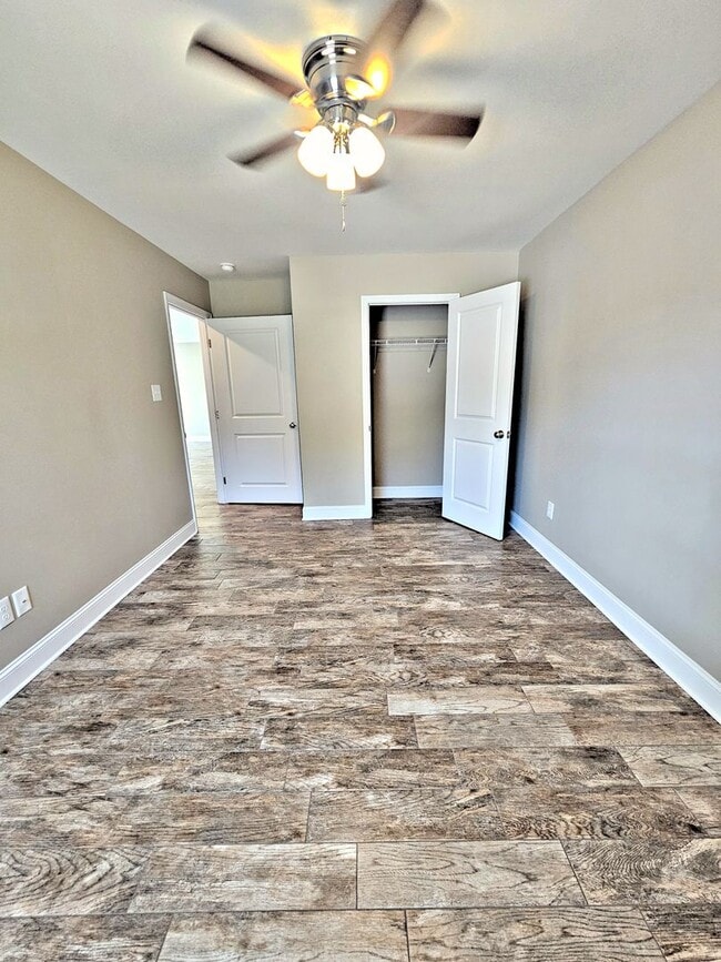 Building Photo - 717 Iron Wood Dr