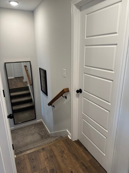 Staircase - 704 Crossland Ave