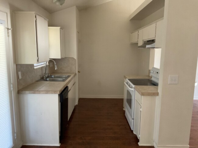 Building Photo - 5306 Langford Ln