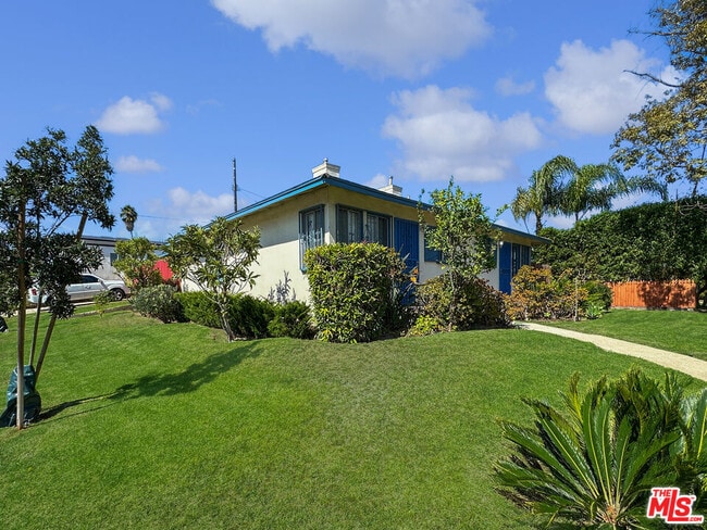 Building Photo - 8513 Wiley Post Ave