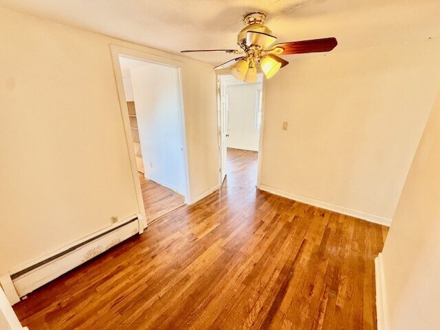 Building Photo - 14 Amity St